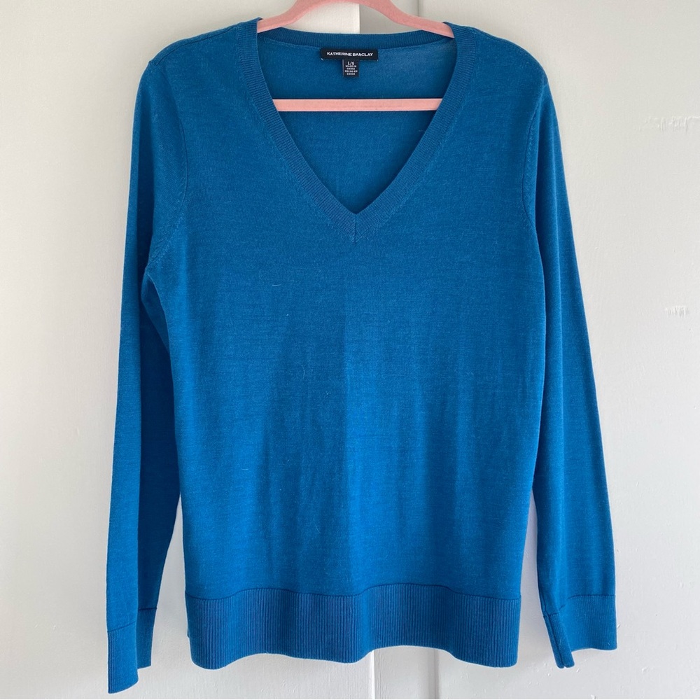 Merino Wool Knit Base Layer Aqua Knit V Neck Lightweight Sweater Split Hem L